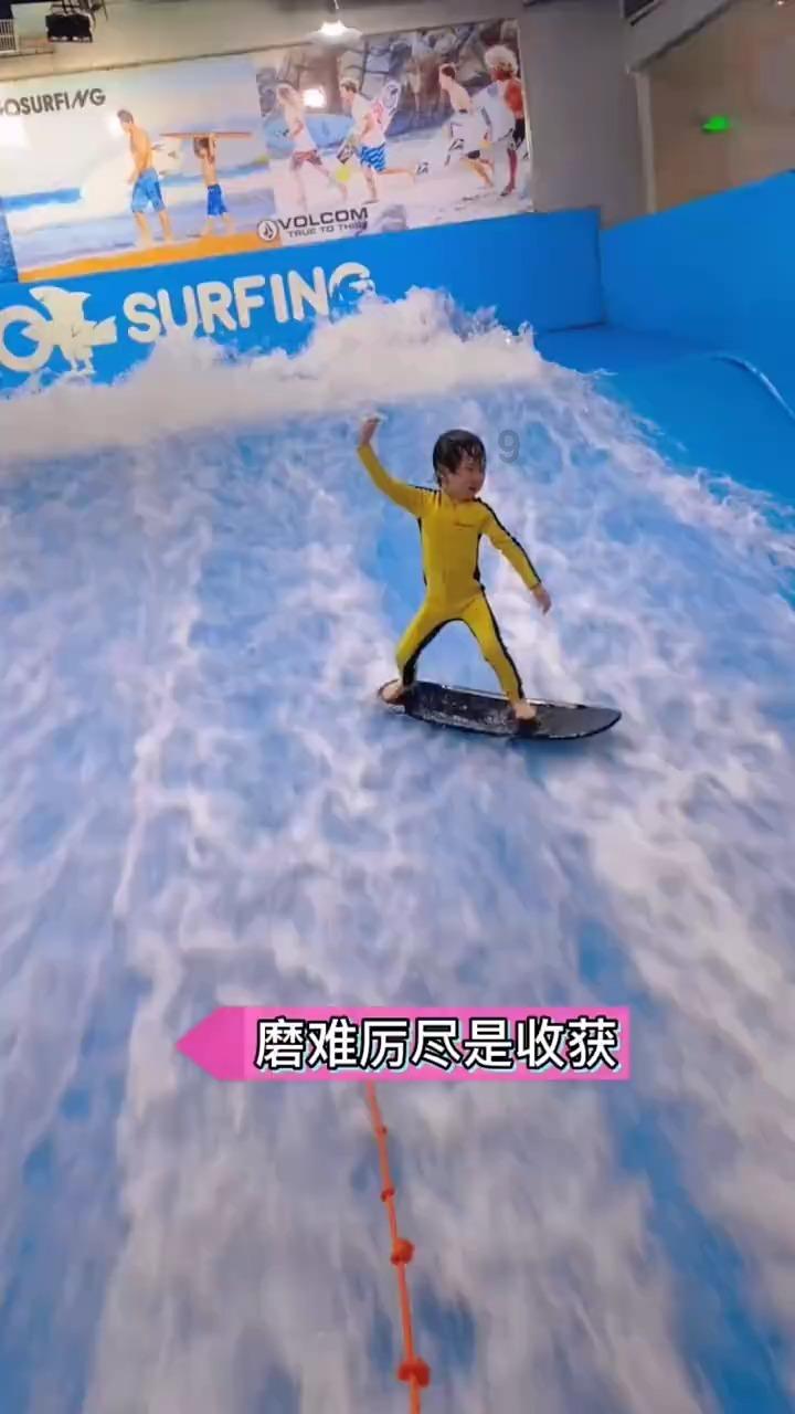 救援传统的印度女孩